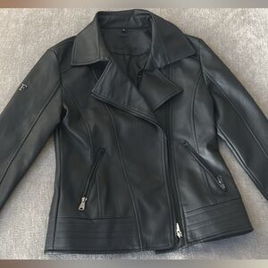 Women’s F Collections Italian Black Leather Jacket Size Small